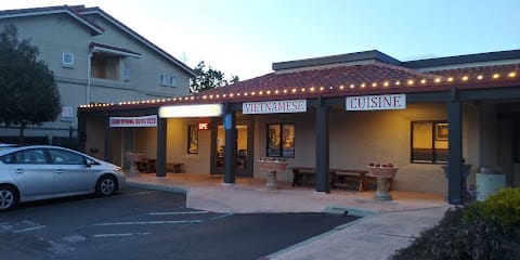AK Kitchen - Vietnamese Restaurant