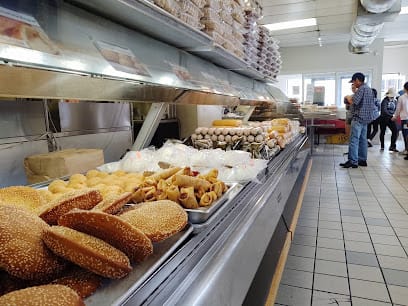 Ba Le Bakery - Vietnamese Restaurant in Philadelphia, Pennsylvania