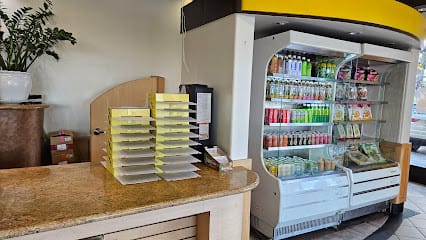 La Ca Bakery & Cafe