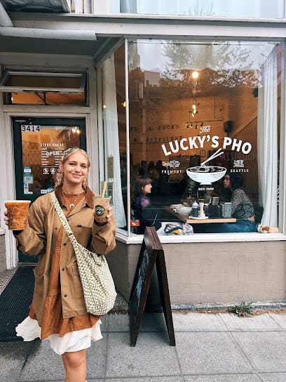 Lucky's Pho