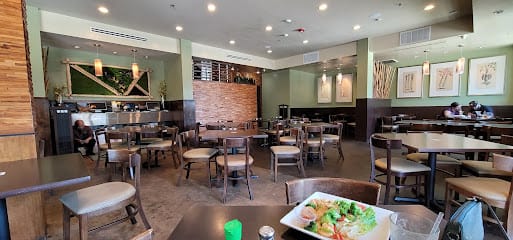 Mai's Restaurant - Vietnamese Restaurant