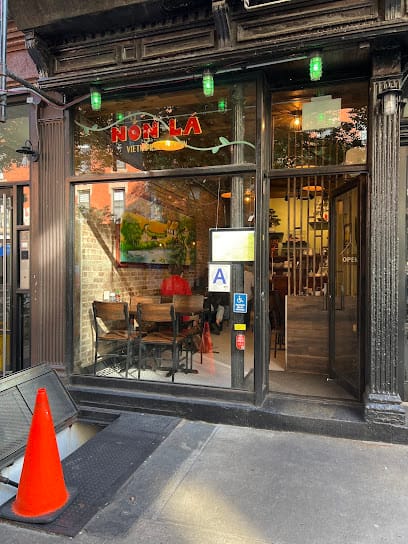 Nón Lá - Vietnamese Restaurant in New York, New York