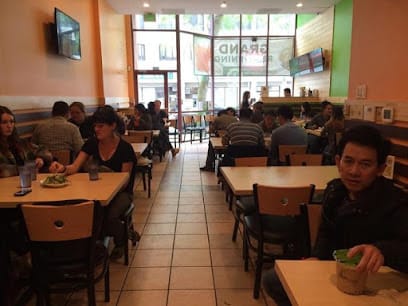 Phở Hòa + Jazen Tea (Weller) - Vietnamese Restaurant