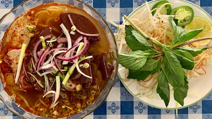 Song Huong Restaurant - Vietnamese Restaurant