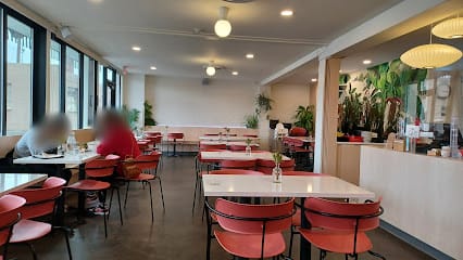 Tan Tan Cafe & Delicatessen